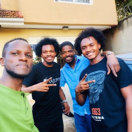 Tgs Homestay Kampala Kültér fotó