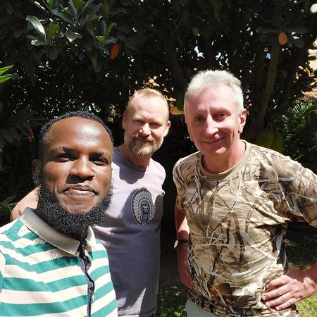Tgs Homestay Kampala Kültér fotó