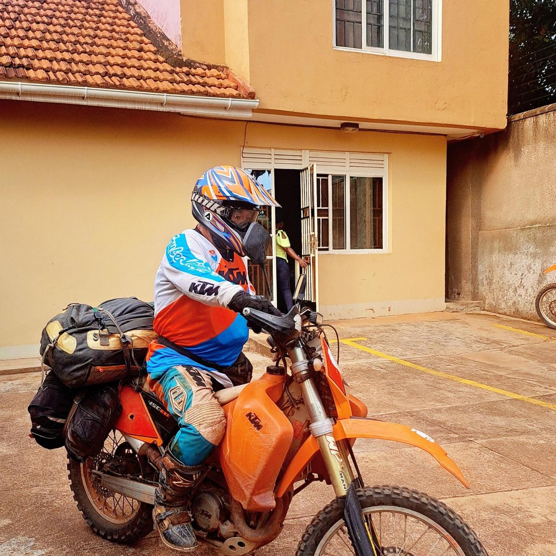 Tgs Homestay Kampala Kültér fotó
