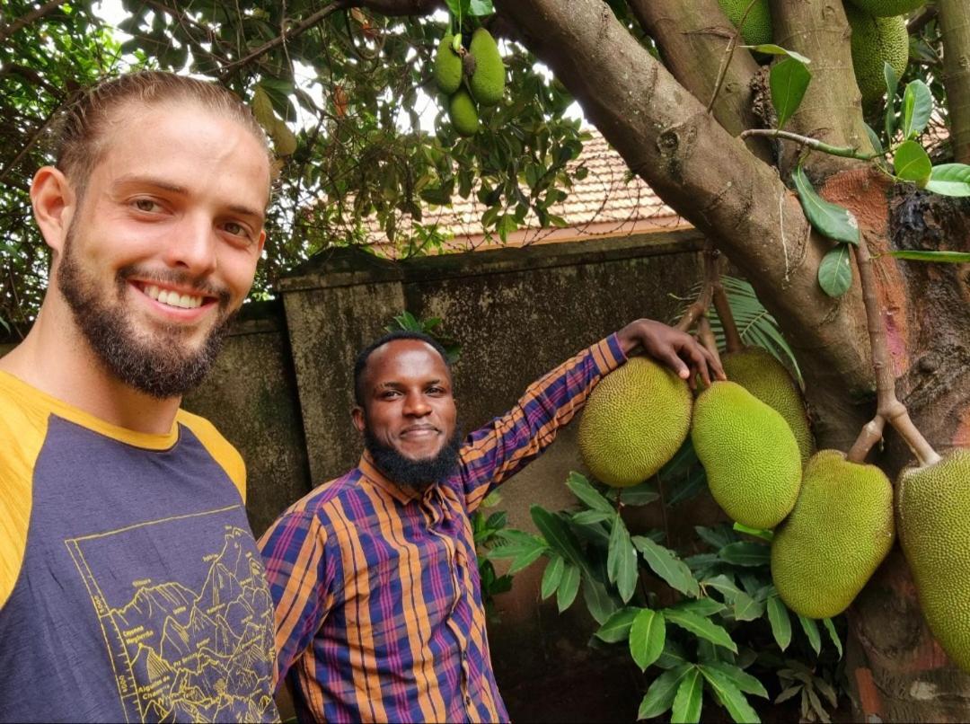 Tgs Homestay Kampala Kültér fotó